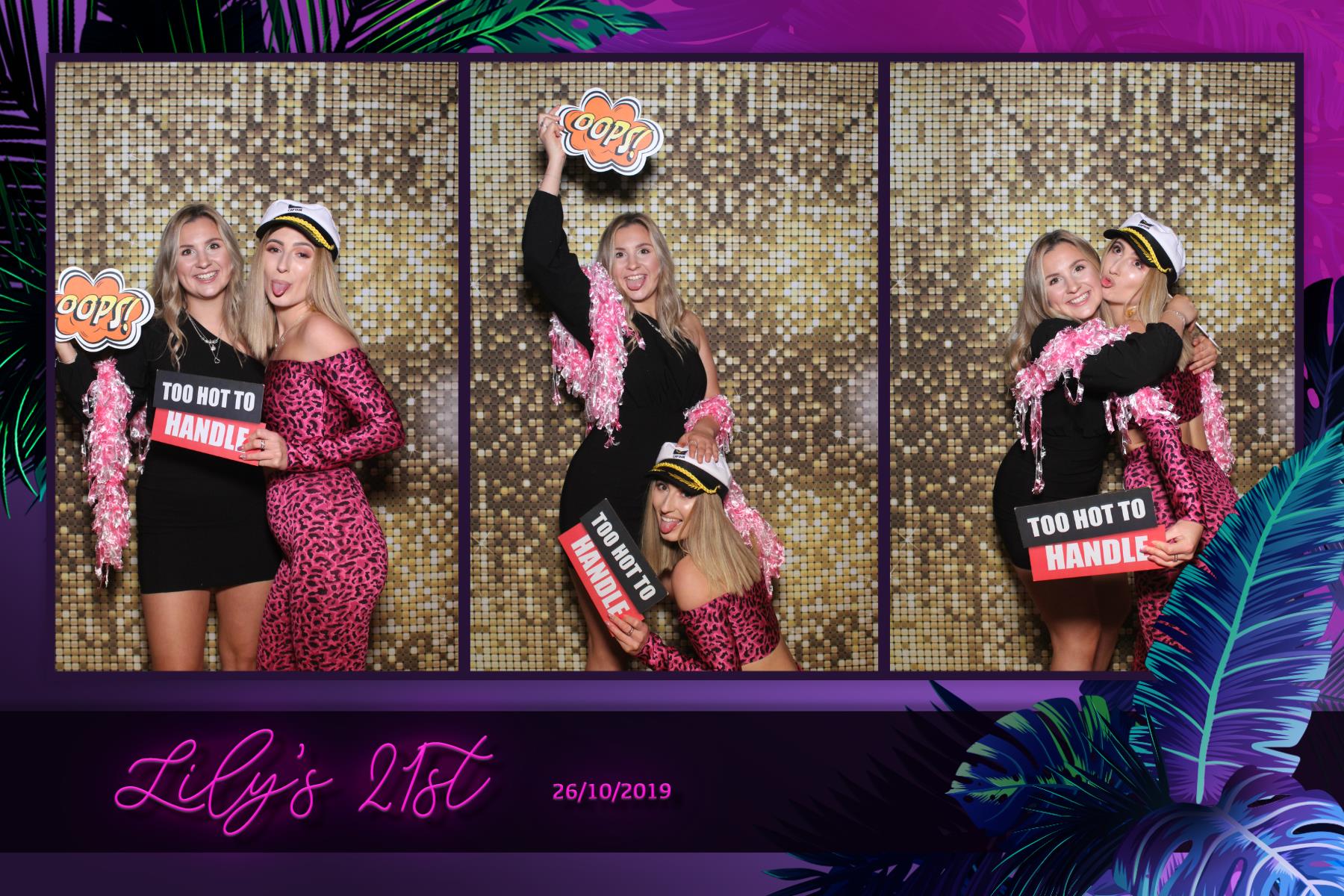 Lily's 21st Birthday Party  | View more photos from the event at gallery.magicimages.uk/u/MagicImages/Lilys-21st-Birthday-Party